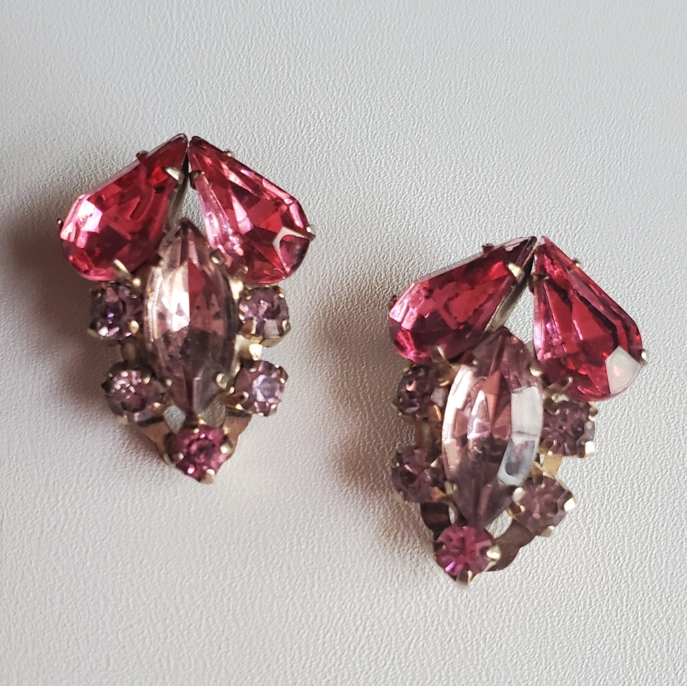 Vintage Rhinestone Earrings Brooch Set - Picture 4 of 16
